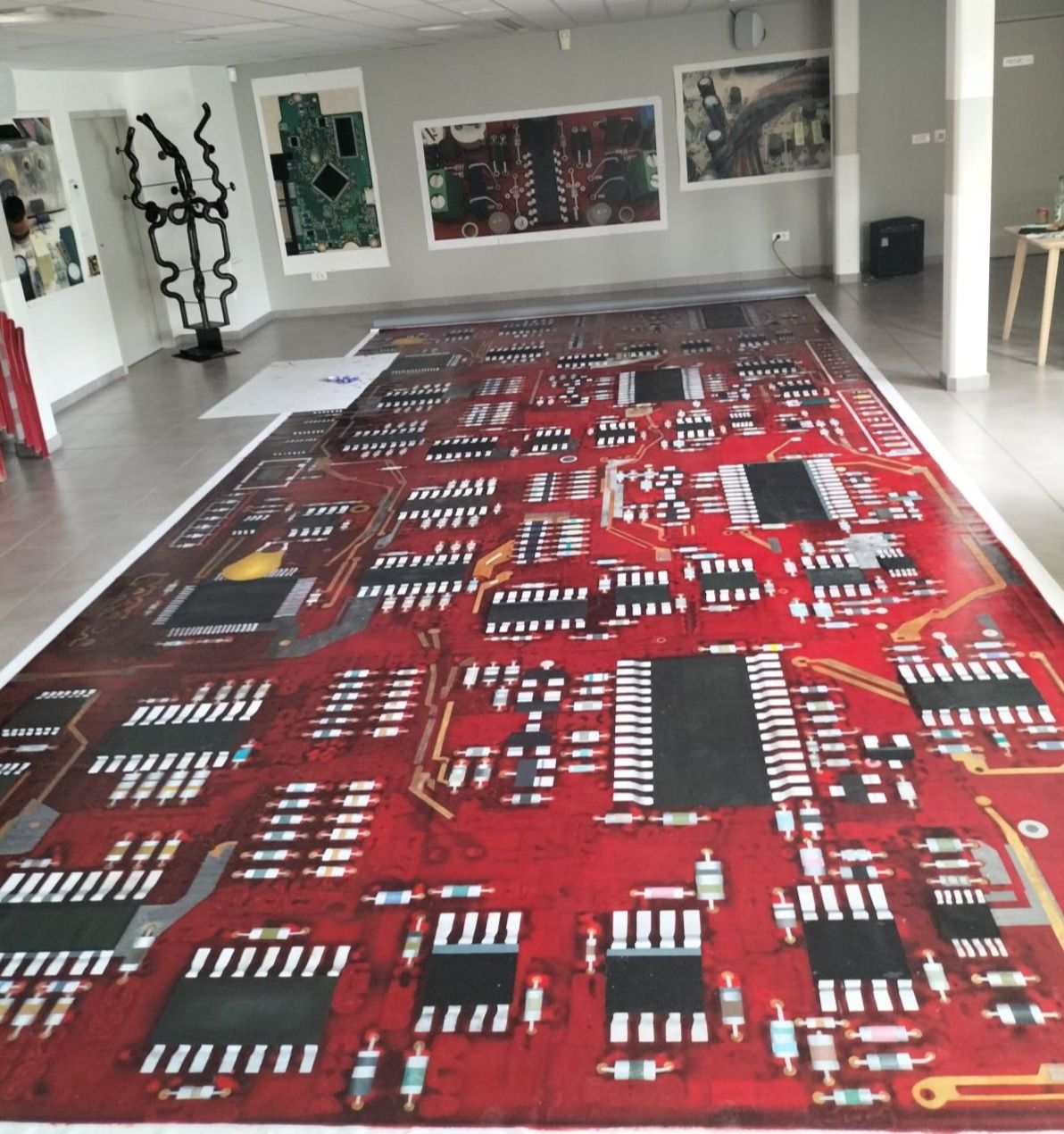 "SONORITE ROUGE" OIL&CANVAS / VERNIS LUTHERIE  375X781 cm